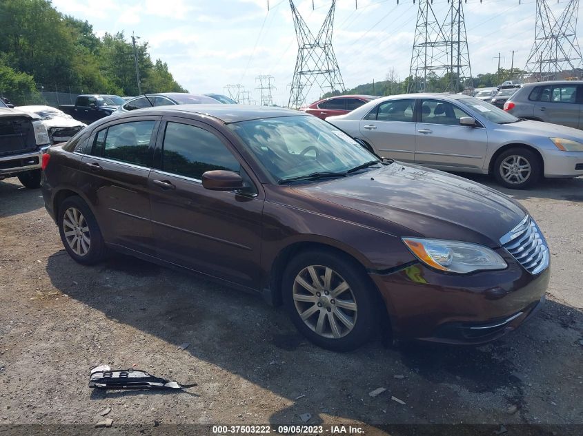 2013 CHRYSLER 200 TOURING - 1C3CCBBGXDN703581