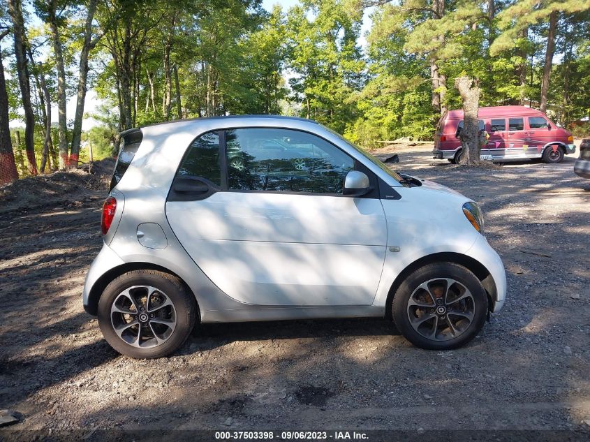 2016 SMART FORTWO WMEFJ5DA3GK068400