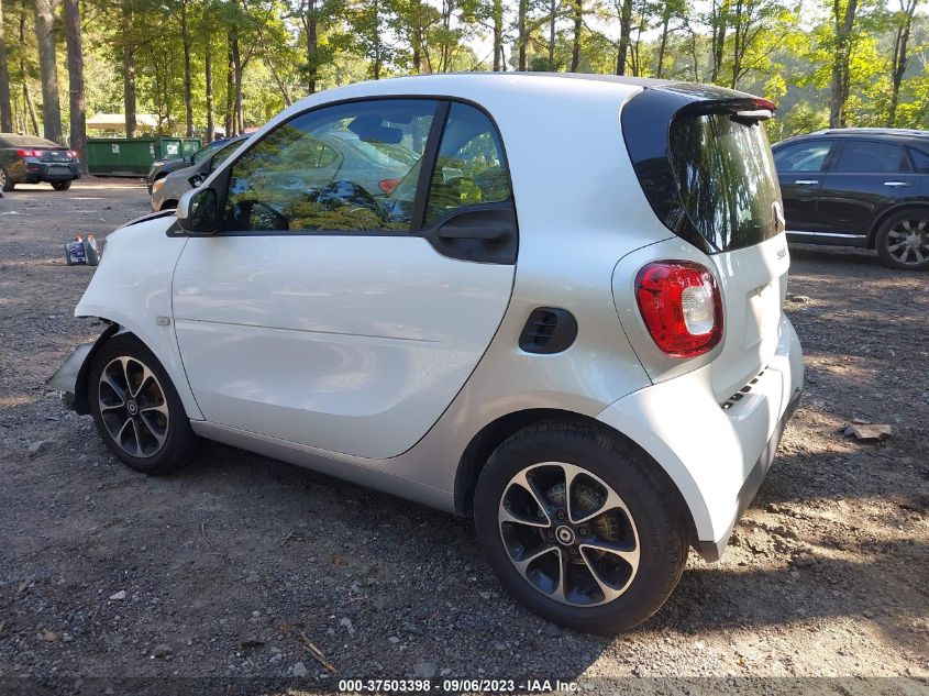2016 SMART FORTWO WMEFJ5DA3GK068400