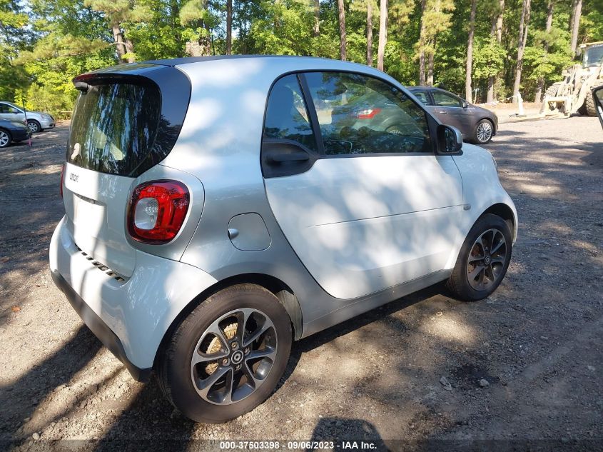 2016 SMART FORTWO WMEFJ5DA3GK068400