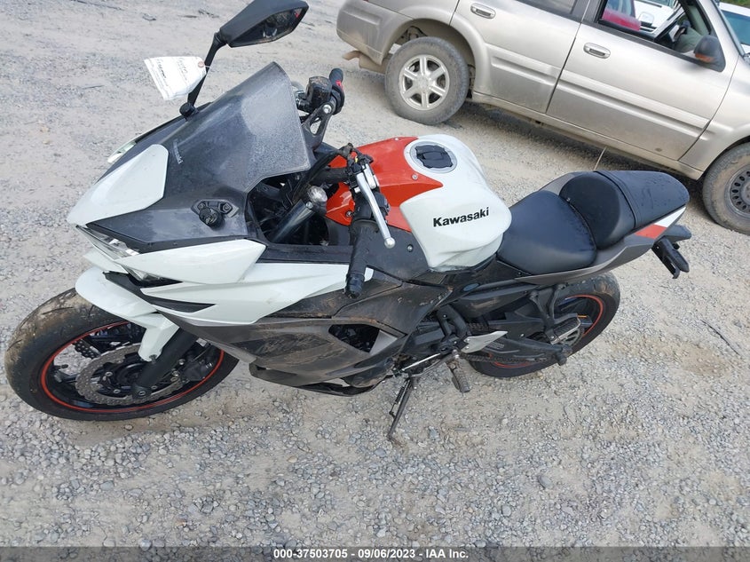 VIN ML5EXER12PDA90813 2023 KAWASAKI EX650 R