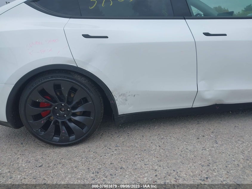 VIN 7SAYGDEF0NF552323 2022 TESLA MODEL Y PERFORMANCE
