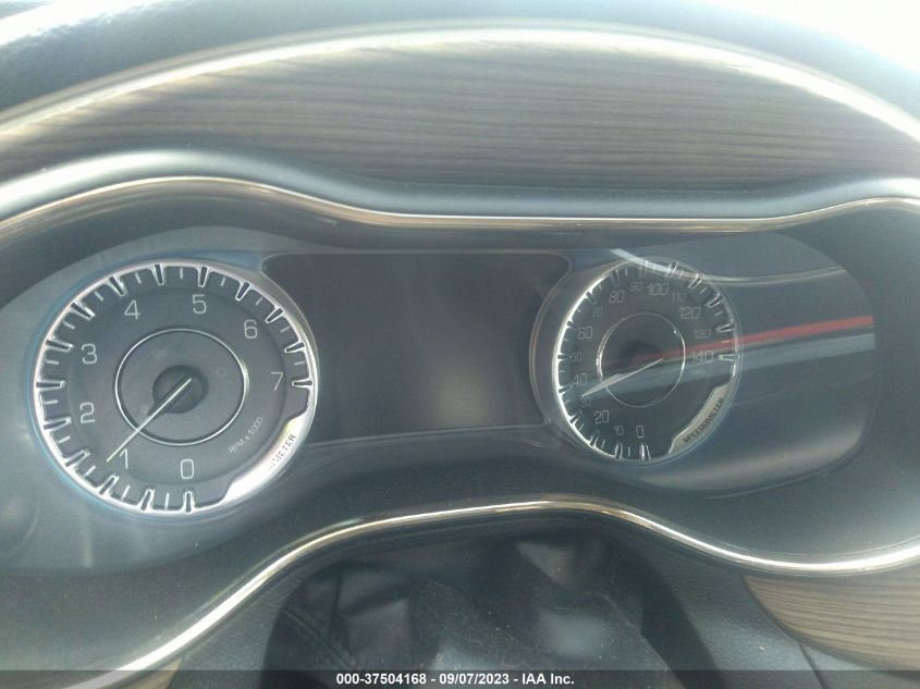 2015 CHRYSLER 200 C - 1C3CCCEG8FN656877
