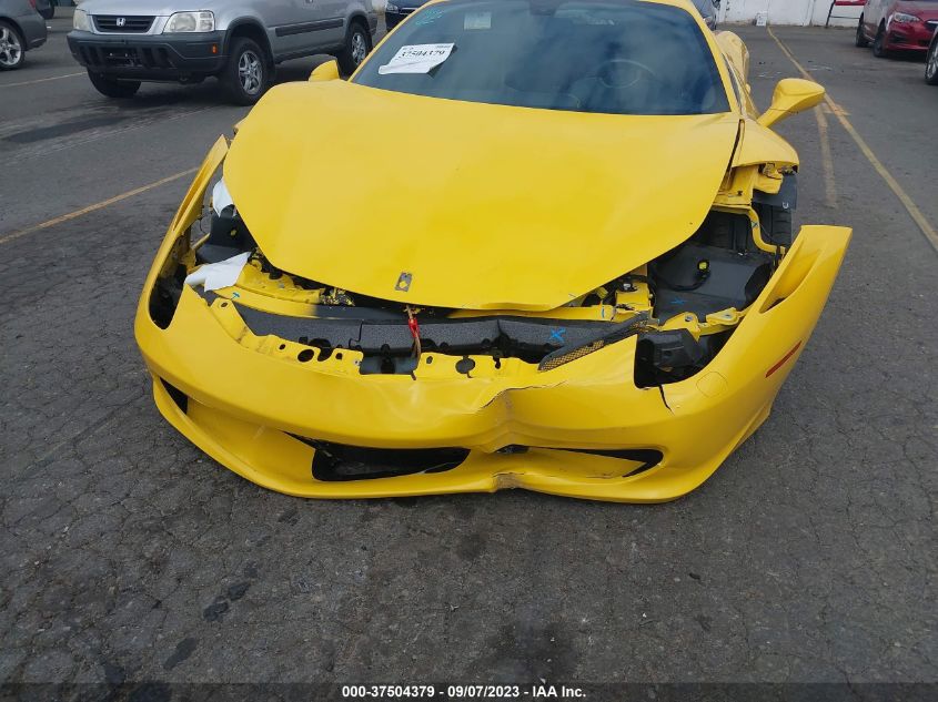 2013 FERRARI 458 ITALIA ZFF67NFA7D0191068
