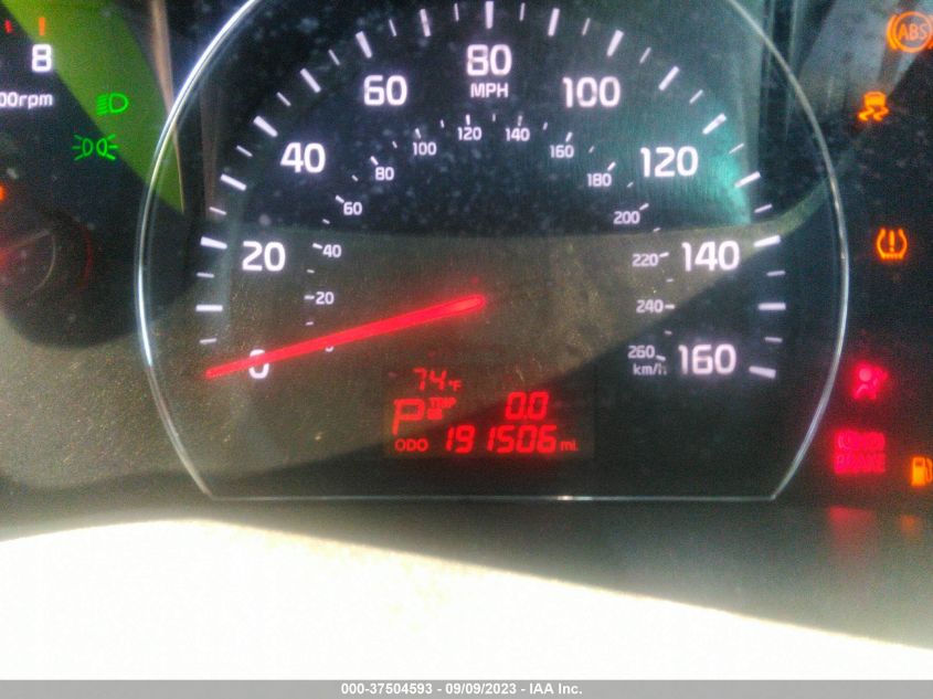 2014 KIA SORENTO LX - 5XYKT4A66EG427744