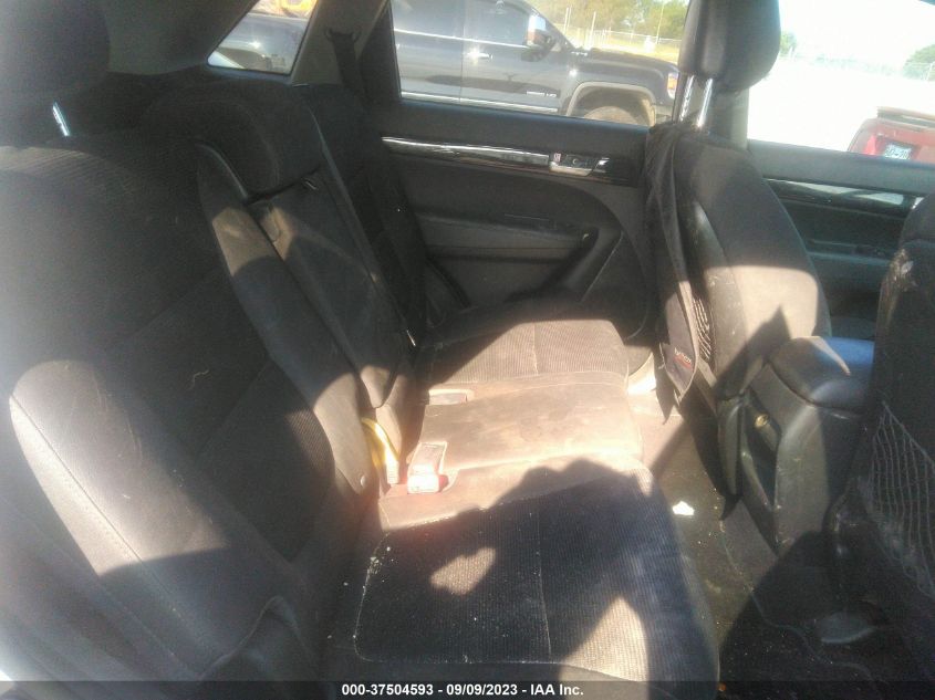 2014 KIA SORENTO LX - 5XYKT4A66EG427744