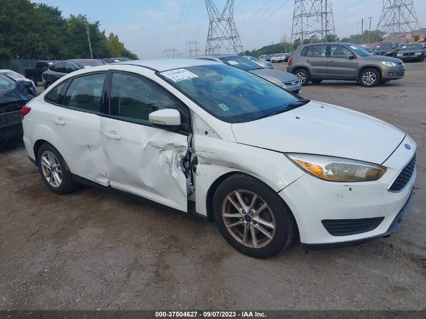 2015 FORD FOCUS SE - 1FADP3F23FL362229