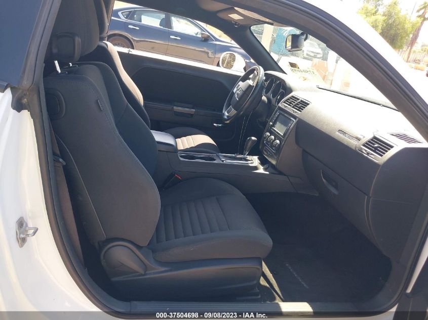 2013 DODGE CHALLENGER SXT - 2C3CDYAGXDH676571