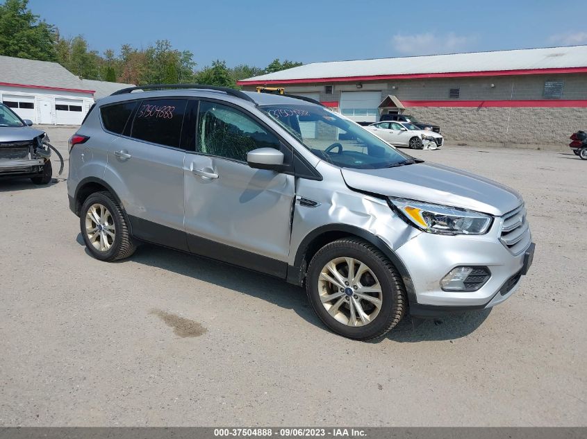 2018 FORD ESCAPE SE - 1FMCU9GD5JUB92651