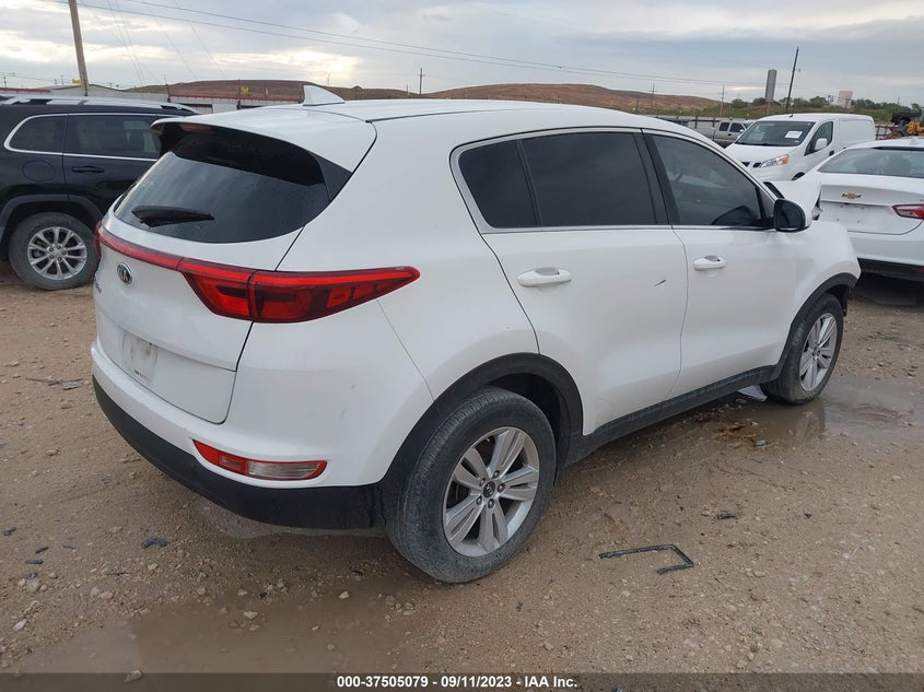 VIN KNDPM3AC3H7106488 2017 KIA SPORTAGE LX