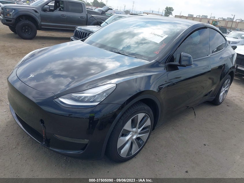 VIN 7SAYGDEE2NA019877 2022 TESLA MODEL Y