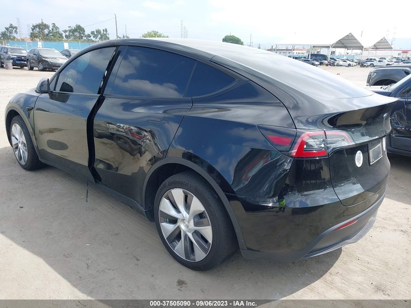 VIN 7SAYGDEE2NA019877 2022 TESLA MODEL Y