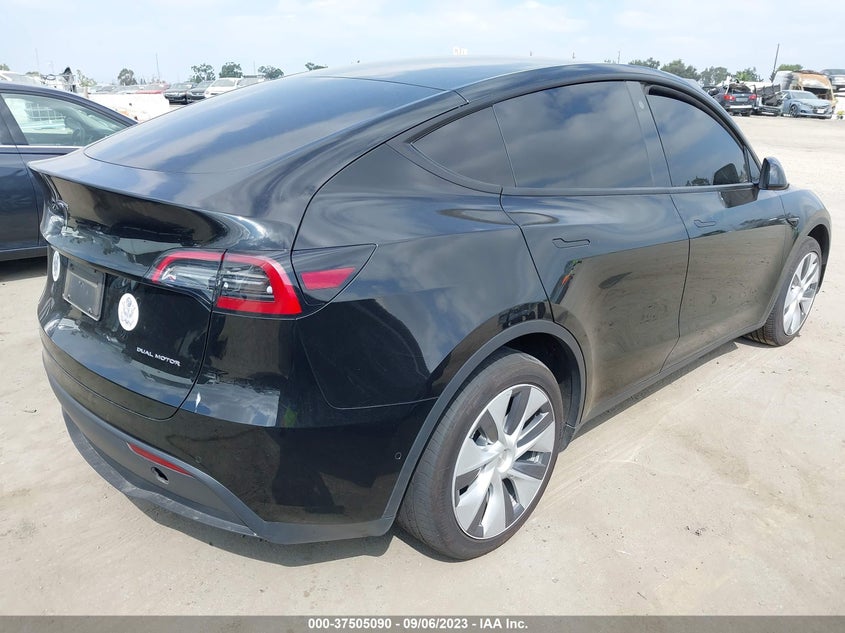 VIN 7SAYGDEE2NA019877 2022 TESLA MODEL Y