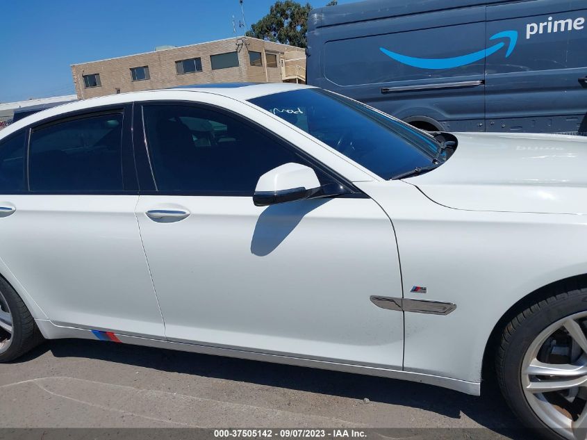 2013 BMW 7 SERIES 740I - WBAYA6C56DC995265