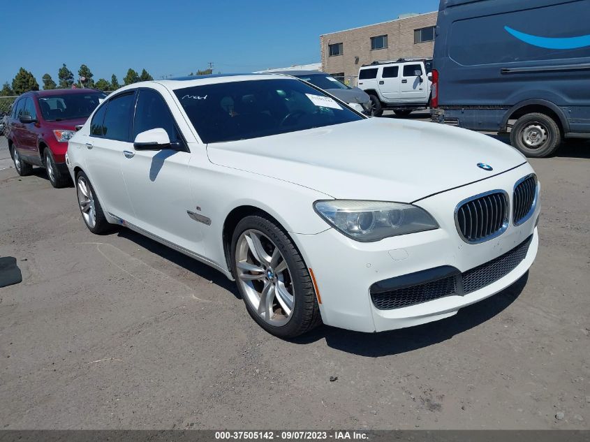 2013 BMW 7 SERIES 740I - WBAYA6C56DC995265