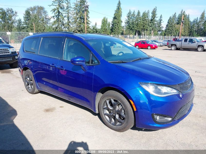 CHRYSLER-PACIFICA-2C4RC1EG8LR267102