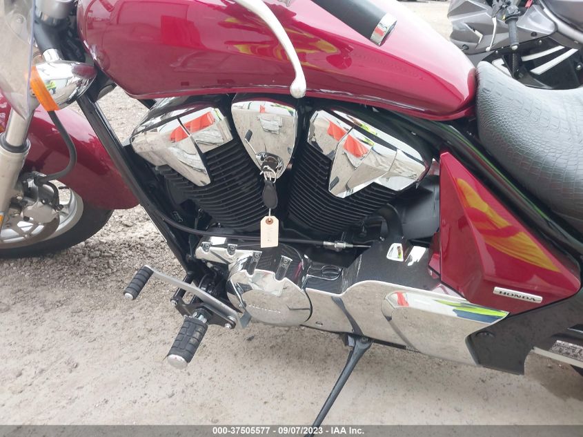 2010 HONDA VT1300 CR JH2SC6600AK000054