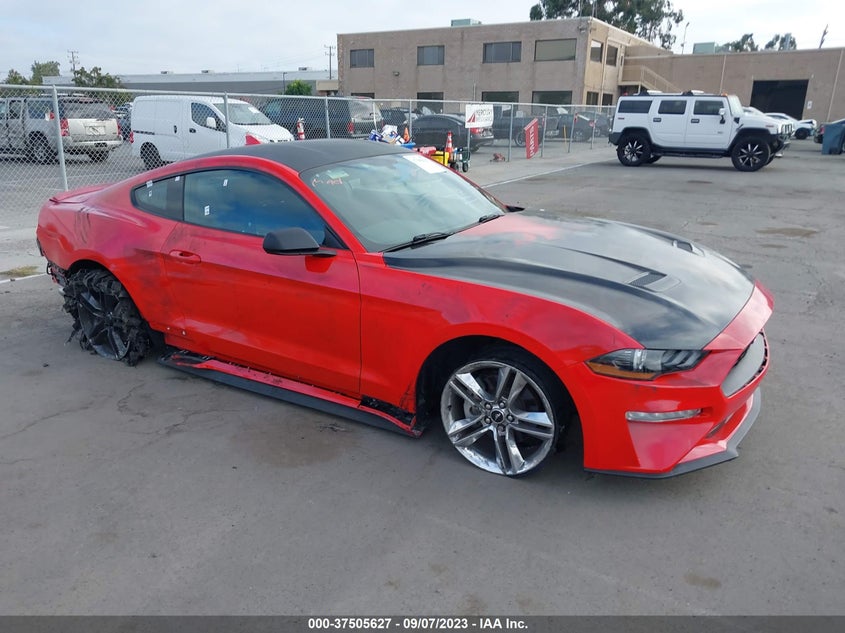 FORD MUSTANG 2020