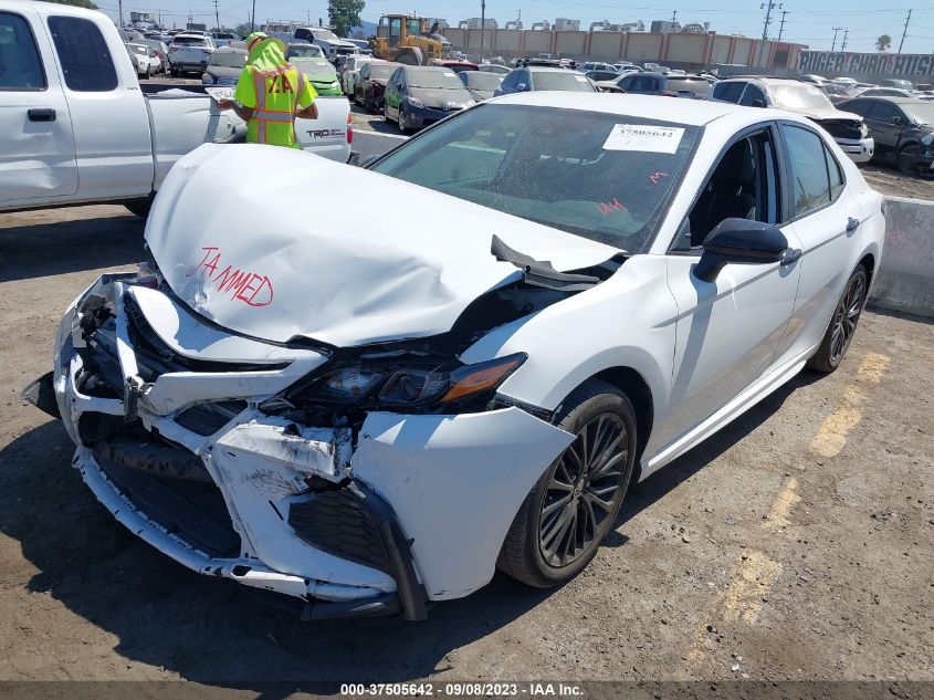 2021 TOYOTA CAMRY SE - 4T1G11AK8MU422013
