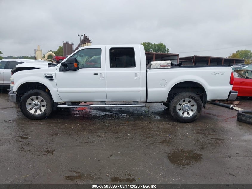 2010 FORD SUPER DUTY F-250 VIN: 1FTSW2B52AEB33231