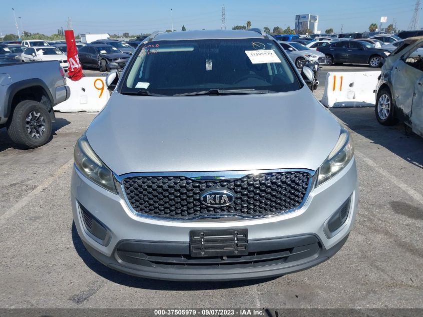 2016 KIA SORENTO LX - 5XYPG4A36GG029579