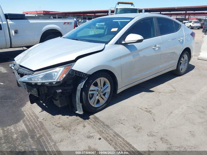 VIN 5NPD84LF9KH420699 2019 HYUNDAI ELANTRA SEL
