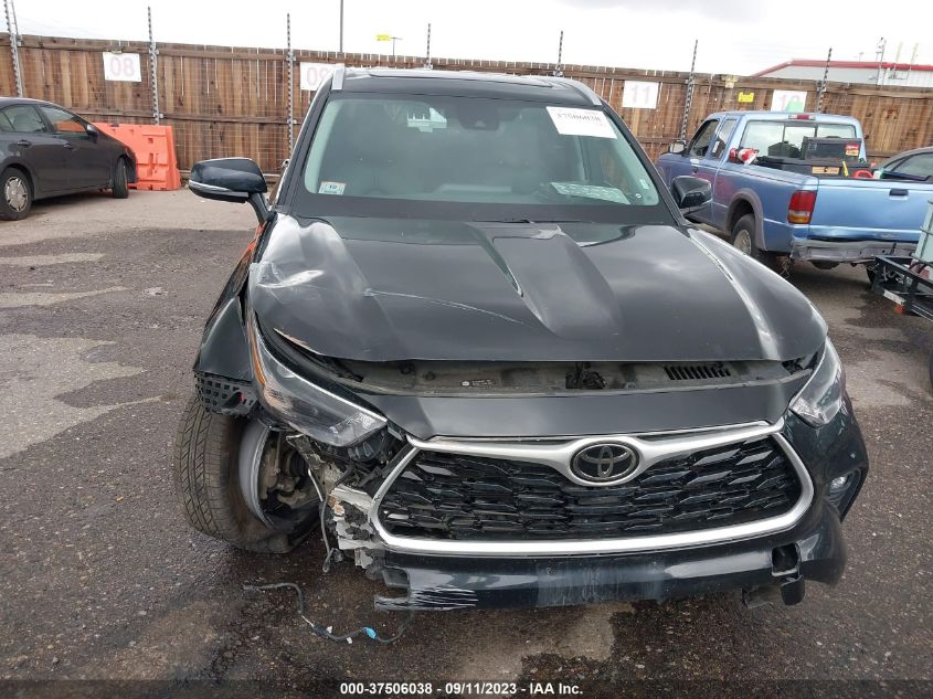 2022 TOYOTA HIGHLANDER XLE - 5TDGZRBH1NS161795