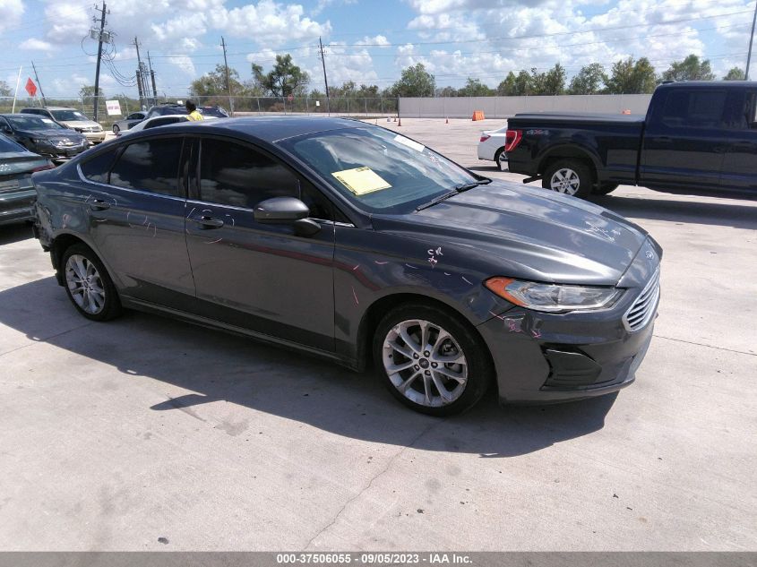 3FA6P0H71LR242247 Ford Fusion SE