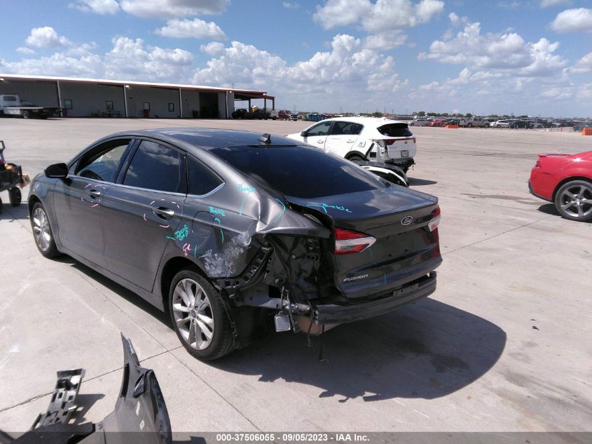 3FA6P0H71LR242247 Ford Fusion SE 6