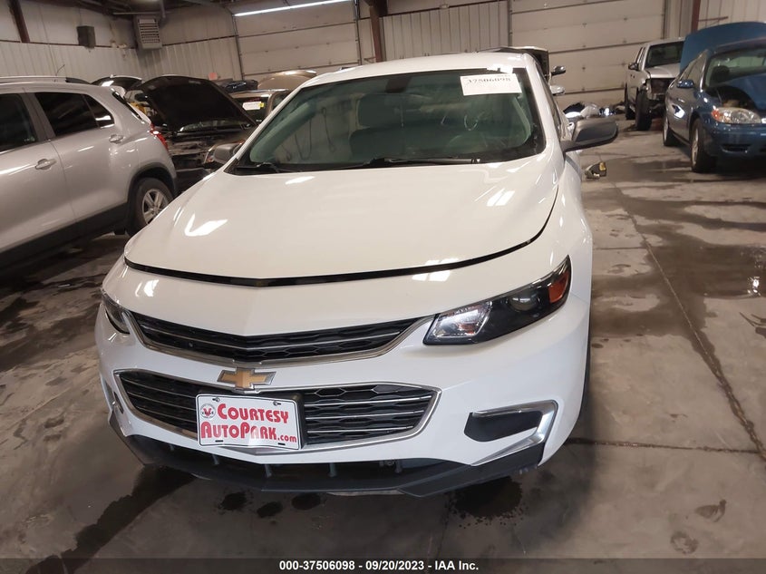 VIN 1G1ZC5ST3JF235602 2018 CHEVROLET MALIBU LS