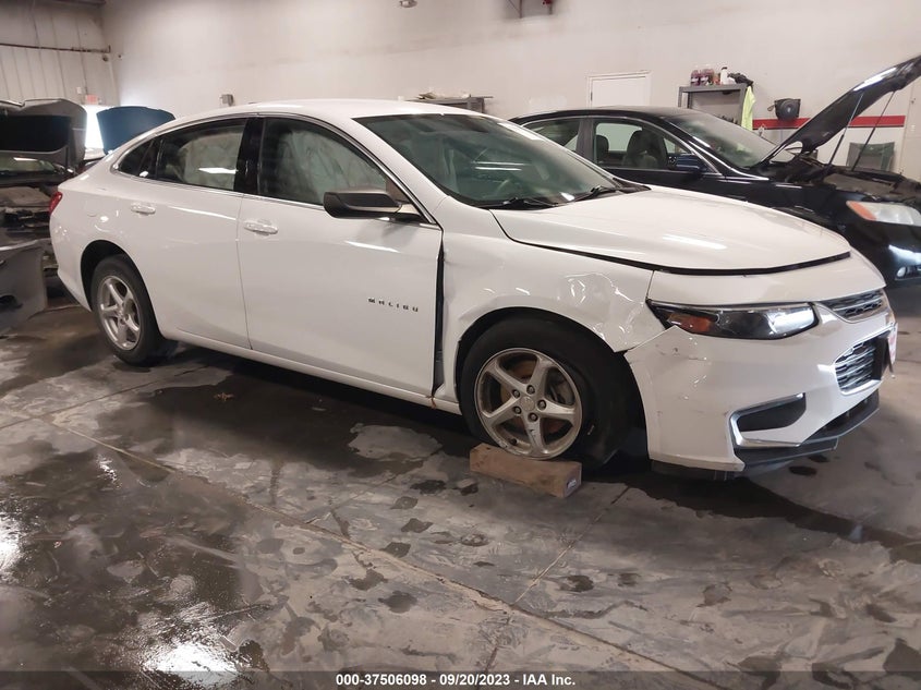 VIN 1G1ZC5ST3JF235602 2018 CHEVROLET MALIBU LS