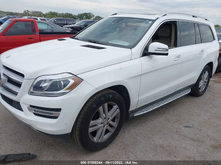 2016 MERCEDES-BENZ GL 4JGDF6EE0GA693966