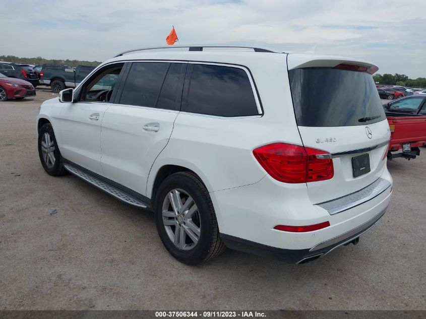 2016 MERCEDES-BENZ GL 4JGDF6EE0GA693966