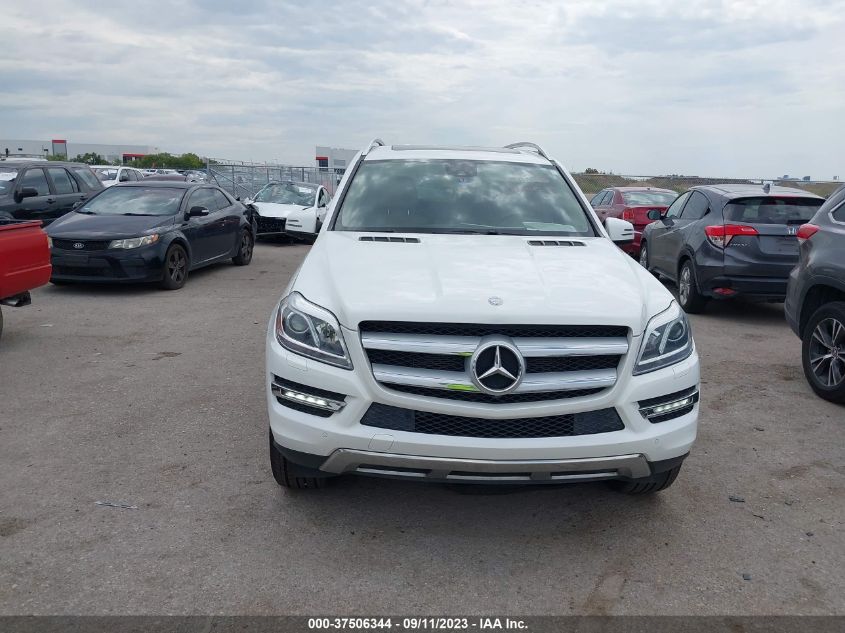 2016 MERCEDES-BENZ GL 4JGDF6EE0GA693966