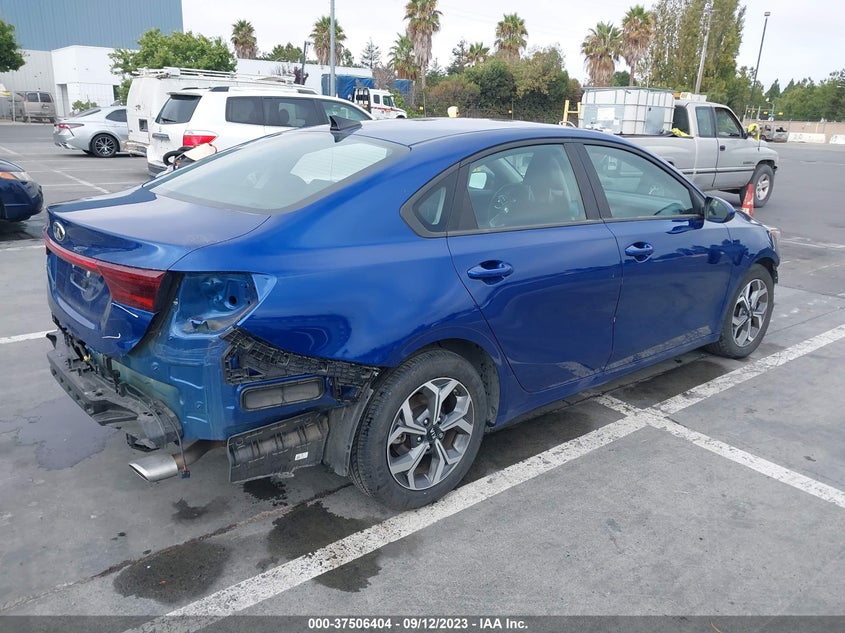 VIN 3KPF24AD2ME341538 2021 KIA FORTE LXS