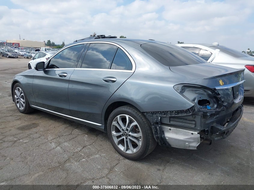 VIN 55SWF4JB3JU258594 2018 MERCEDES-BENZ C-CLASS C 300