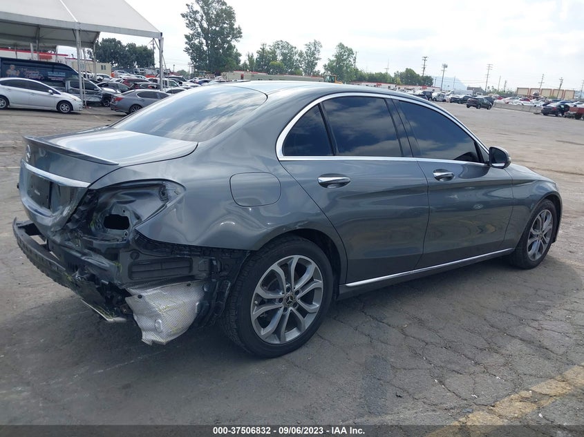 VIN 55SWF4JB3JU258594 2018 MERCEDES-BENZ C-CLASS C 300