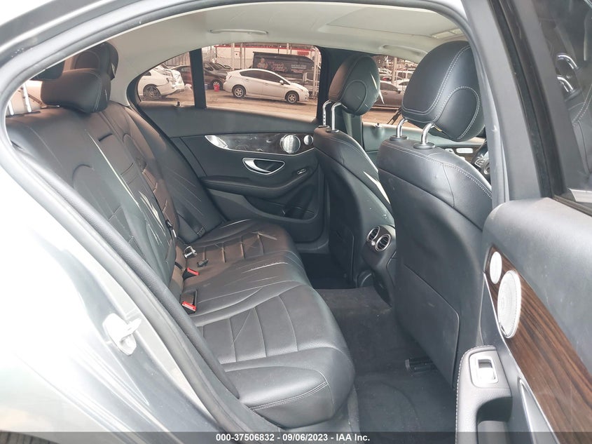 VIN 55SWF4JB3JU258594 2018 MERCEDES-BENZ C-CLASS C 300