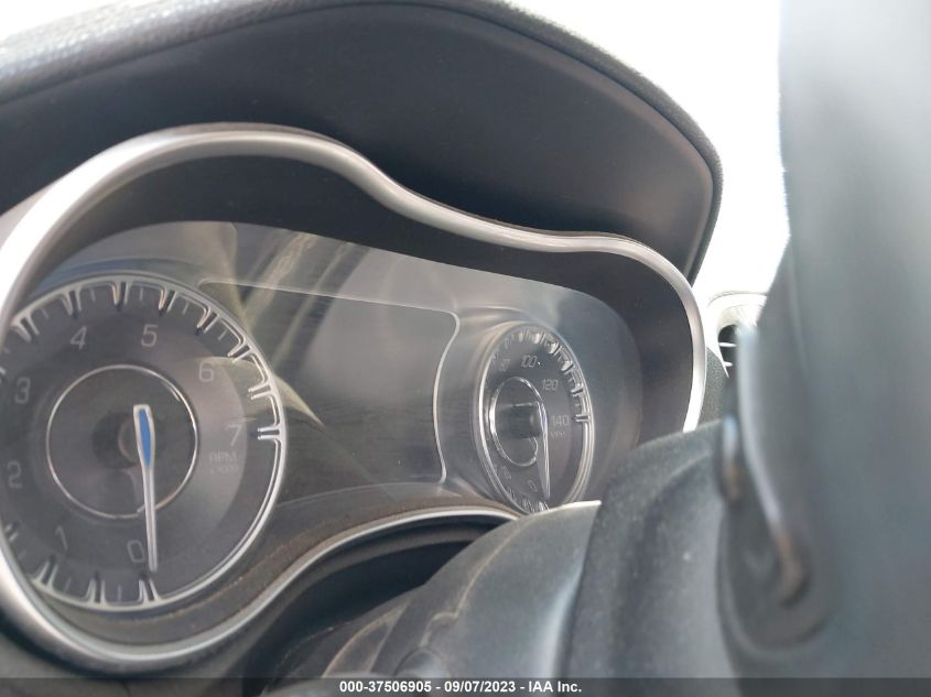 2019 CHRYSLER 300 LIMITED - 2C3CCAEG9KH568556