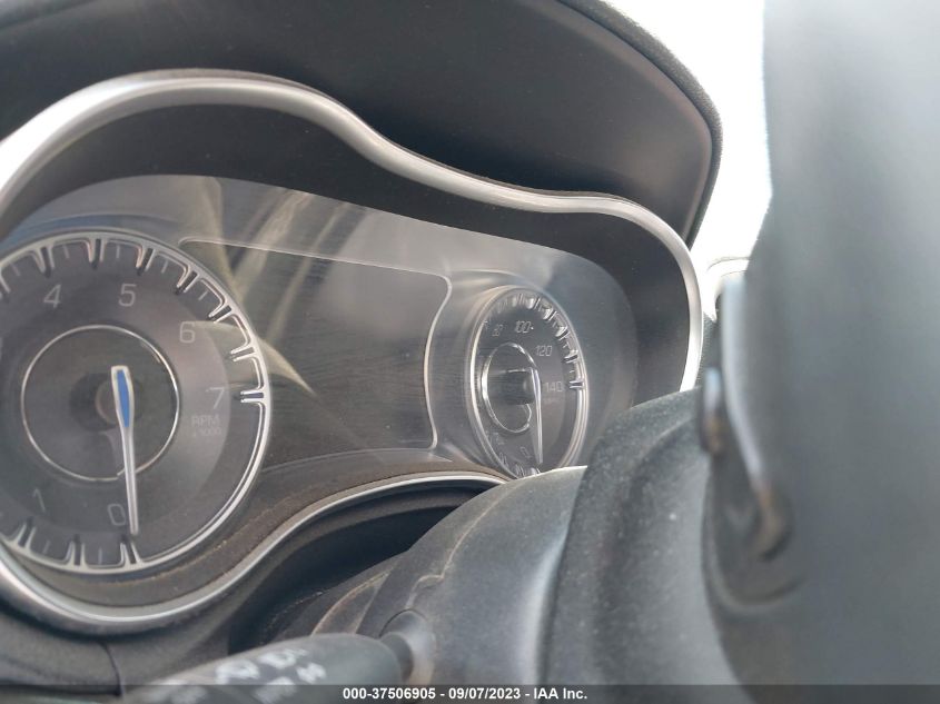 2019 CHRYSLER 300 LIMITED - 2C3CCAEG9KH568556