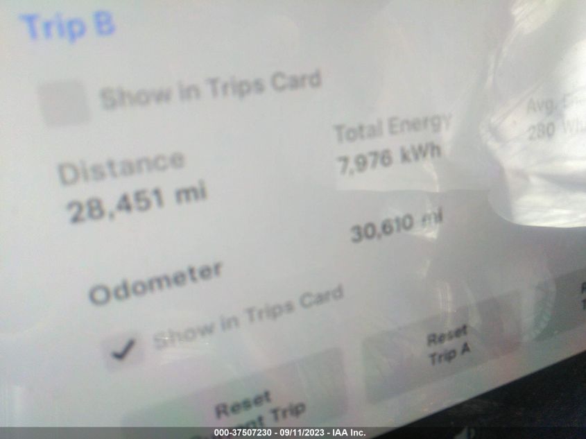 2021 TESLA MODEL Y LONG RANGE - 5YJYGDEE4MF074426