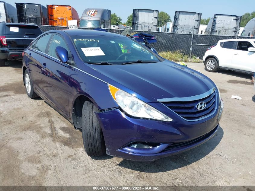 2013 HYUNDAI SONATA GLS - 5NPEB4AC6DH681189