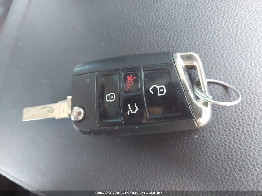 2015 VOLKSWAGEN GOLF SPORTWAGEN TDI S - 3VWCA7AU7FM510353