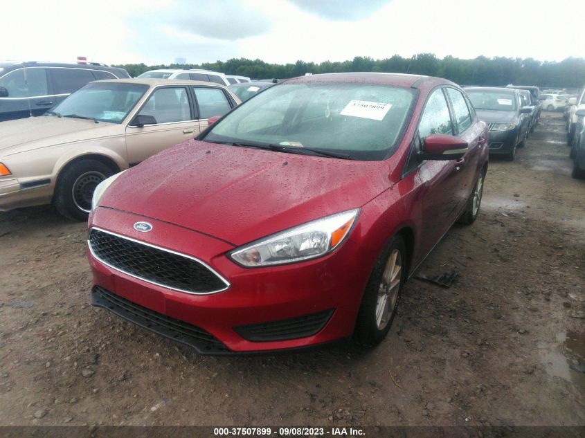 2015 FORD FOCUS SE - 1FADP3F26FL260438