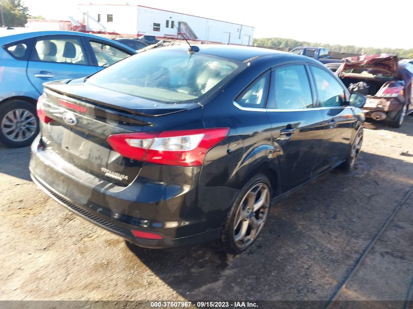 2013 FORD FOCUS TITANIUM - 1FADP3J26DL182019