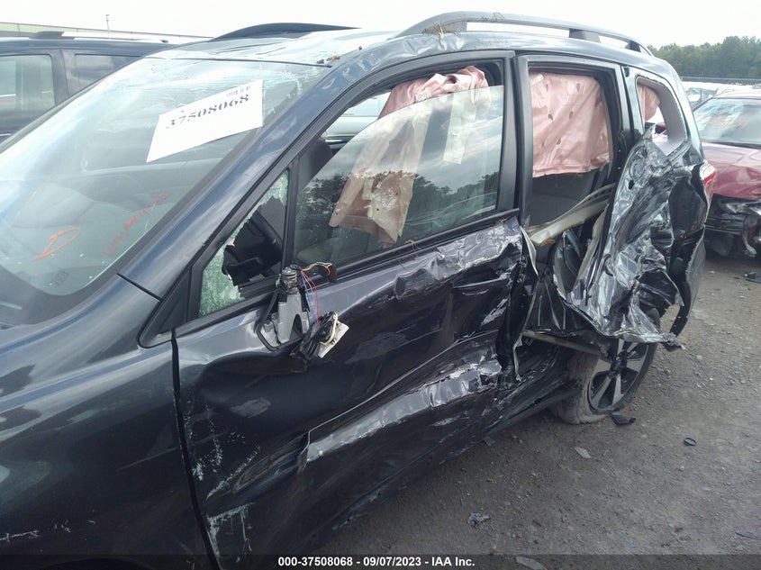 VIN JF2SJABC8HH509643 2017 SUBARU FORESTER