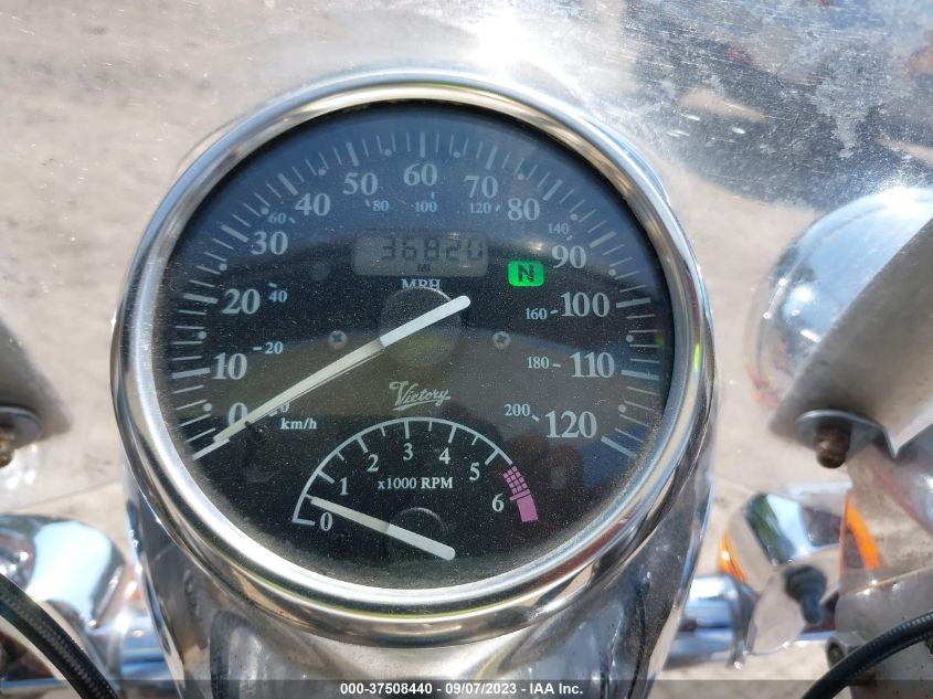 2002 VICTORY MOTORCYCLES V92 5VPCB16D323002156