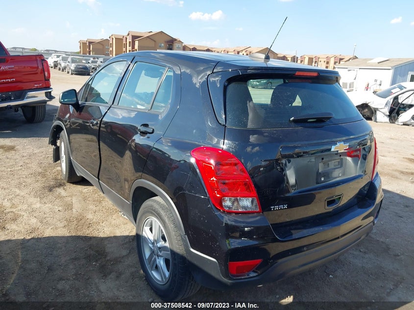 VIN KL7CJKSB2LB324951 2020 CHEVROLET TRAX LS