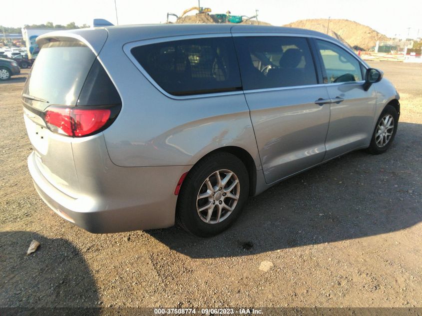 VIN 2C4RC1CG6LR279106 2020 CHRYSLER VOYAGER no.4