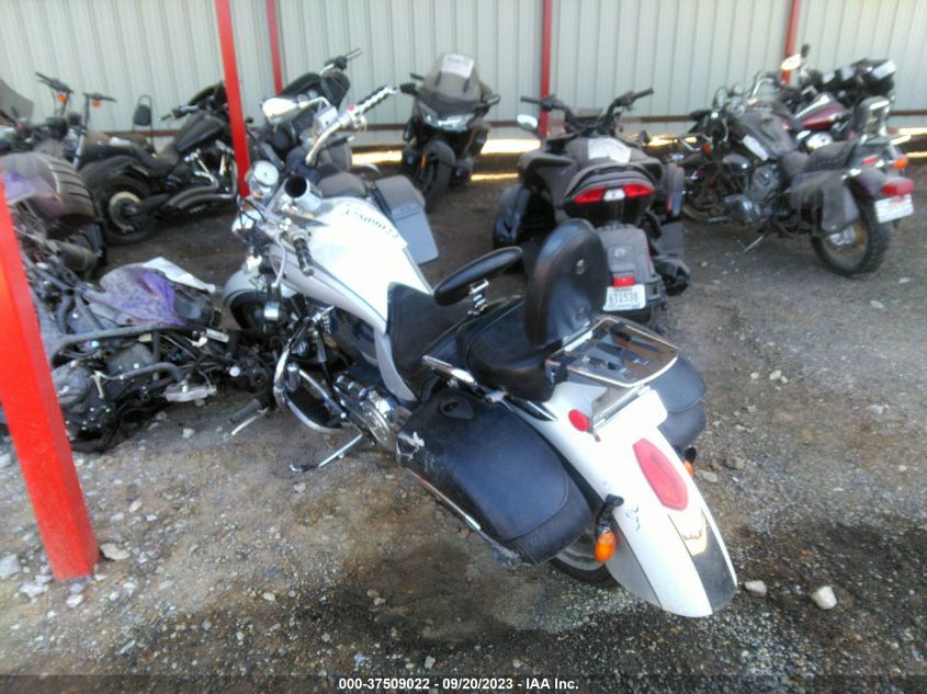 2005 VICTORY MOTORCYCLES KINGPIN 5VPCB16D553007492
